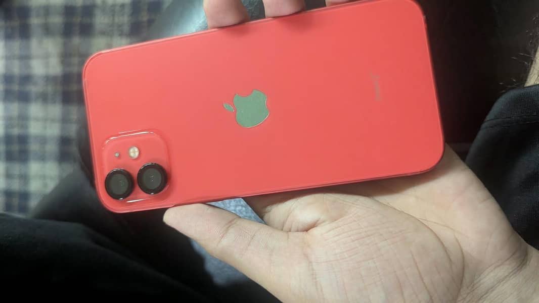 Apple iPhone 12 1