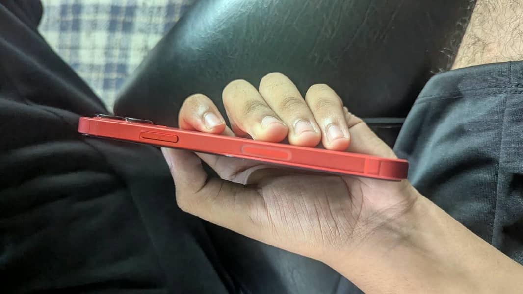 Apple iPhone 12 3