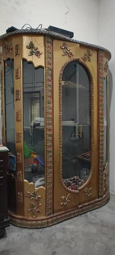 Dining showcase