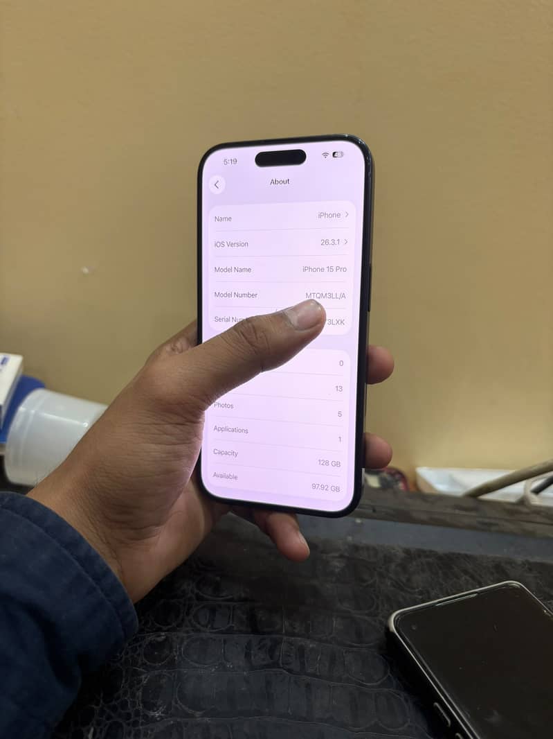 Apple iPhone 15 Pro 12