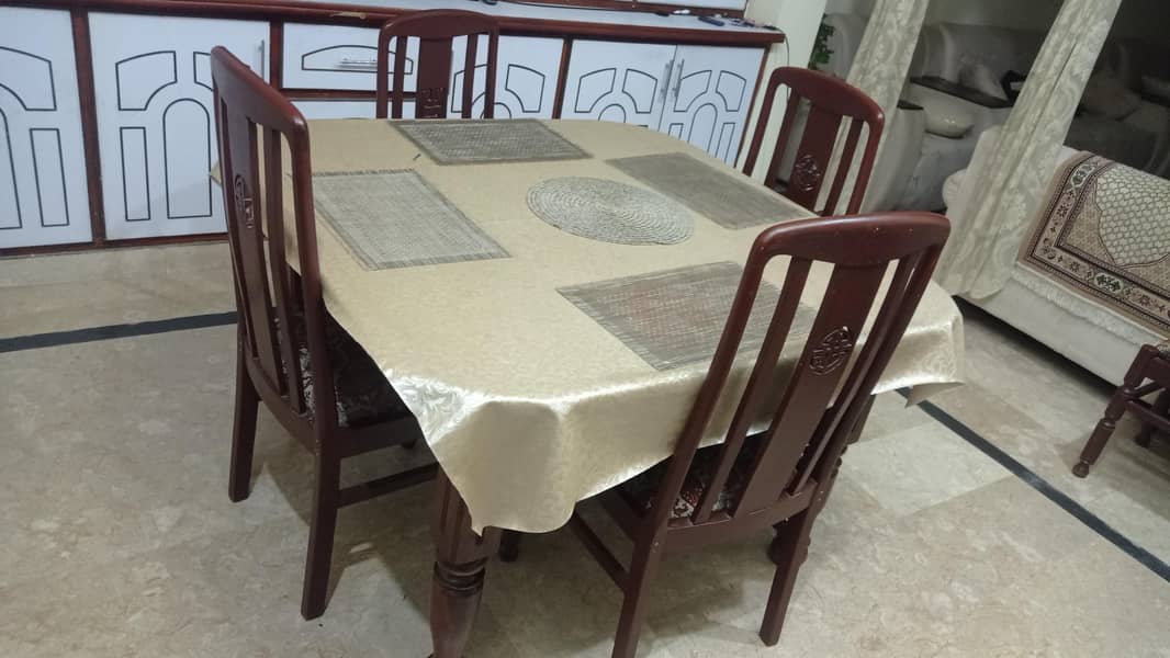 Dining Table Set 0
