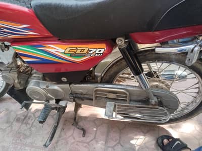 Honda CD 70 Red | Good Condition | Lahore | 40,352 KM