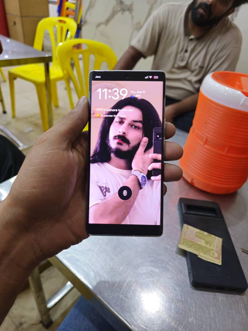 Google Pixel 6 Pro 2