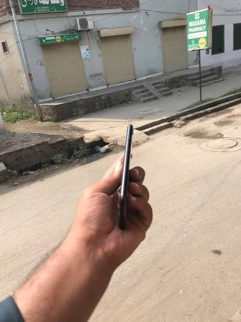 Apple iPhone SE 2