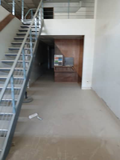 For Rent: Spacious Commercial Property (Previously Bank) - Ideal for Offices, Showrooms, or Retail!