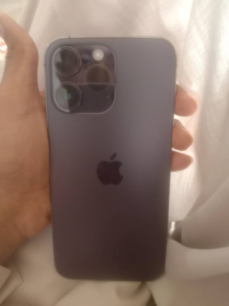 Apple iPhone 14 Pro Max 3