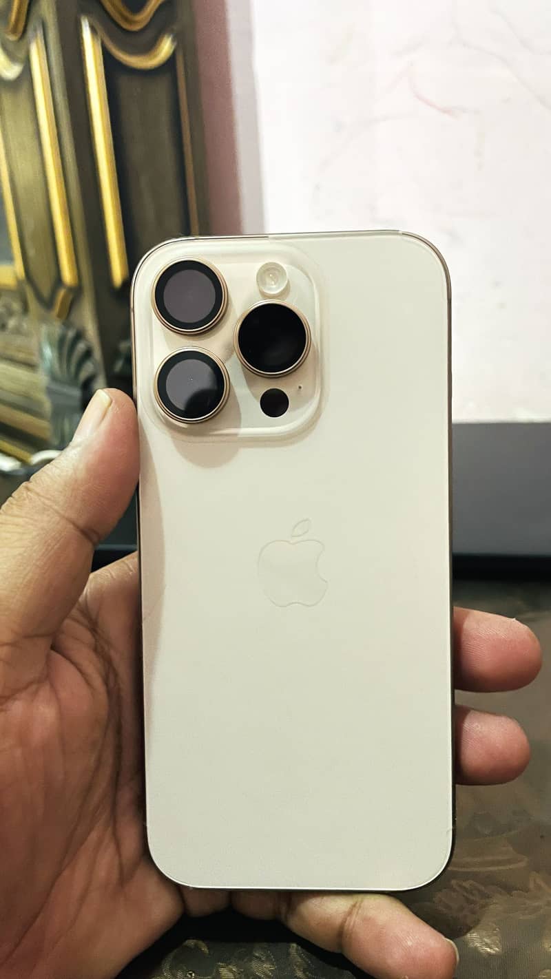 Apple iPhone 16 Pro 5