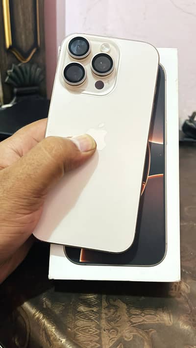 Apple iPhone 16 Pro