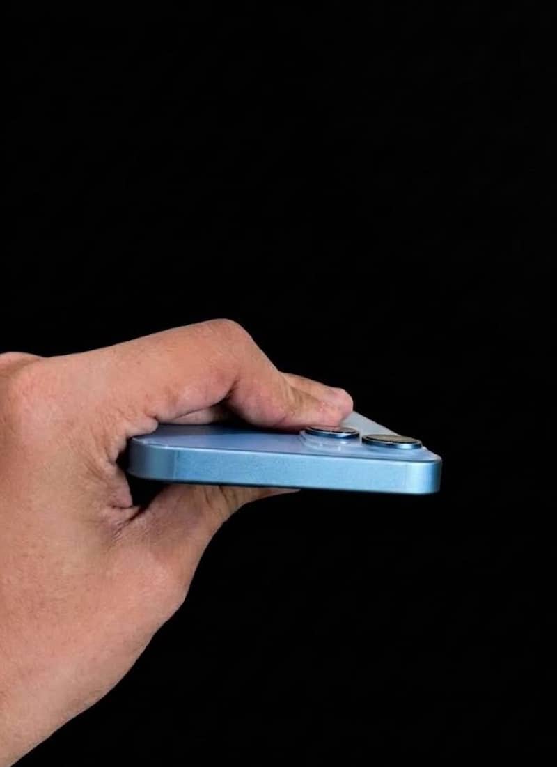 Apple iPhone 14 plus 3