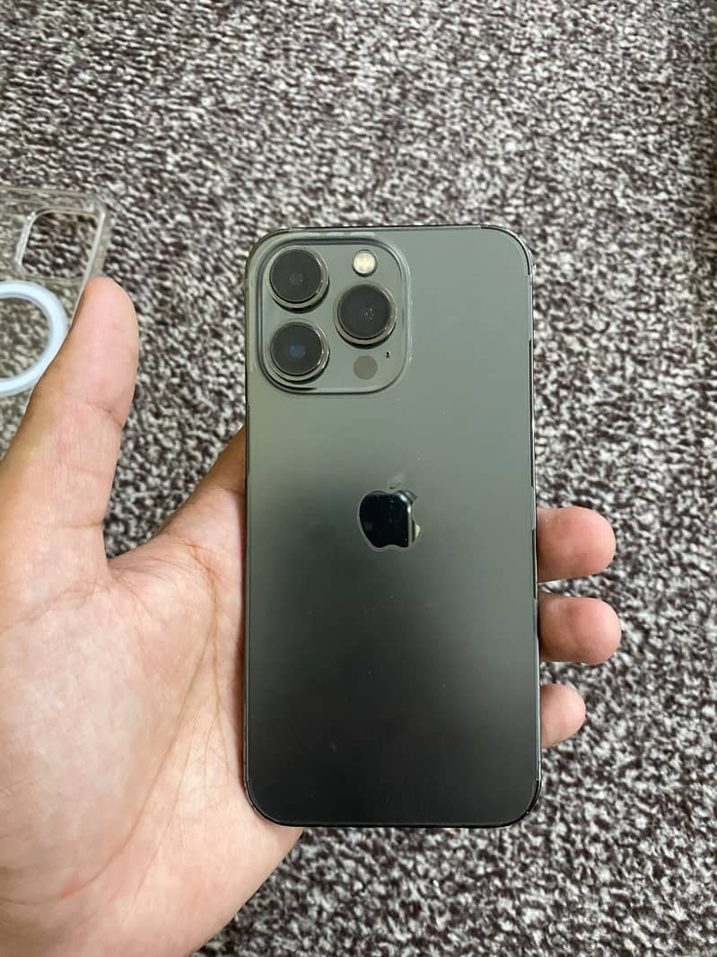Apple iPhone 13 Pro 6