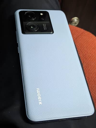 Xiaomi 13T Pro + 120 Watt charger