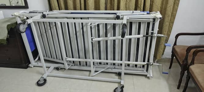 Patient Bed, Fowler Heavy Duty Bed