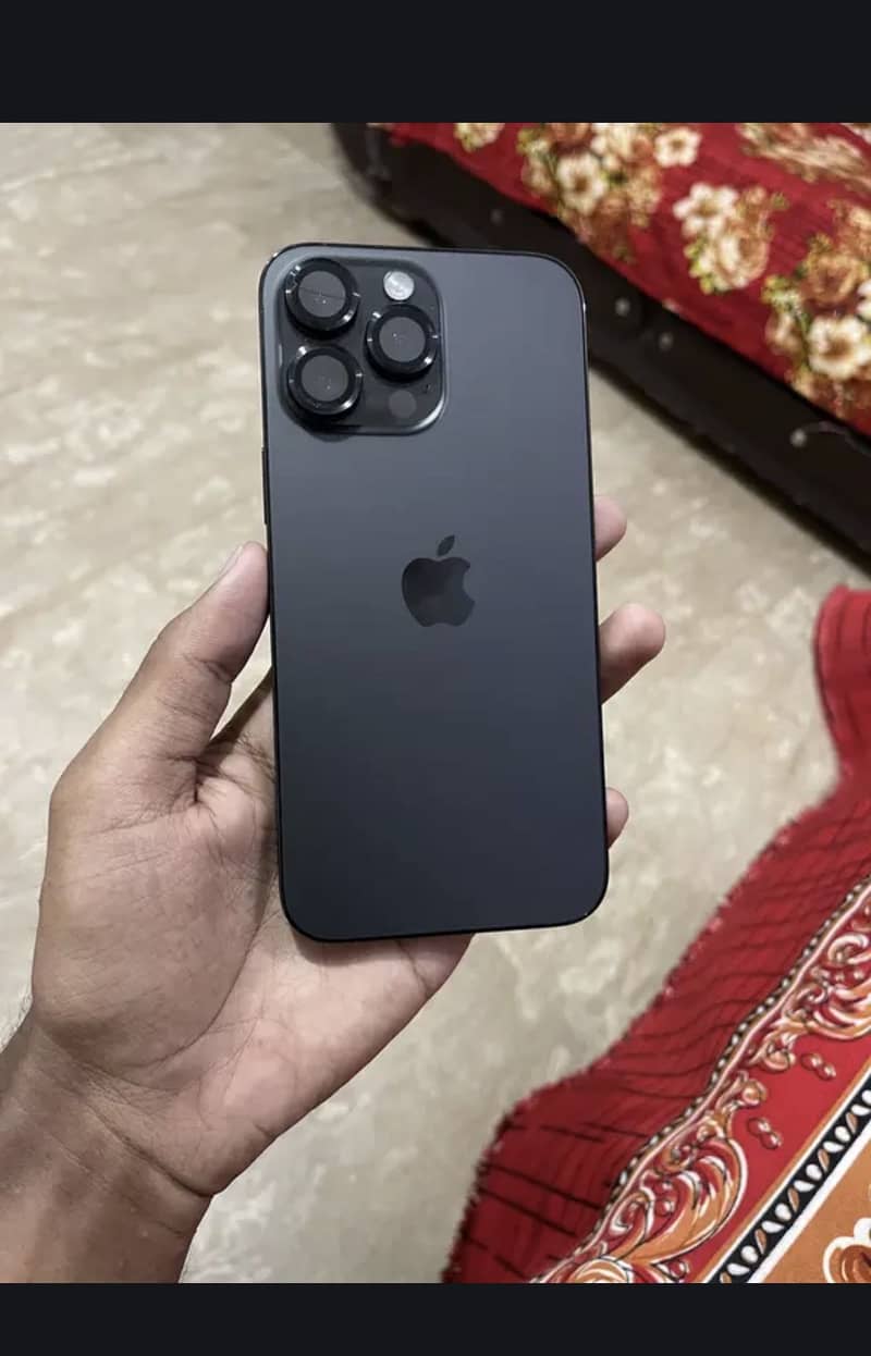Apple iPhone 14 Pro Max 4