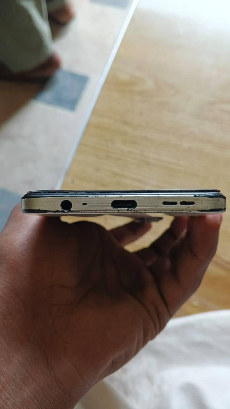 Itel S25 4
