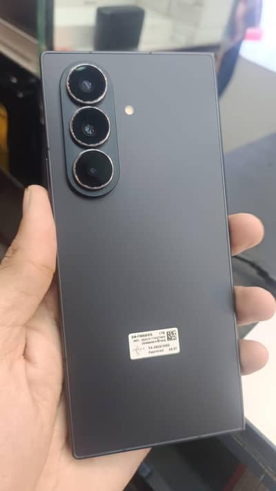 Samsung Z Fold 7 16/1tb non pta Dual sim non active with Box
