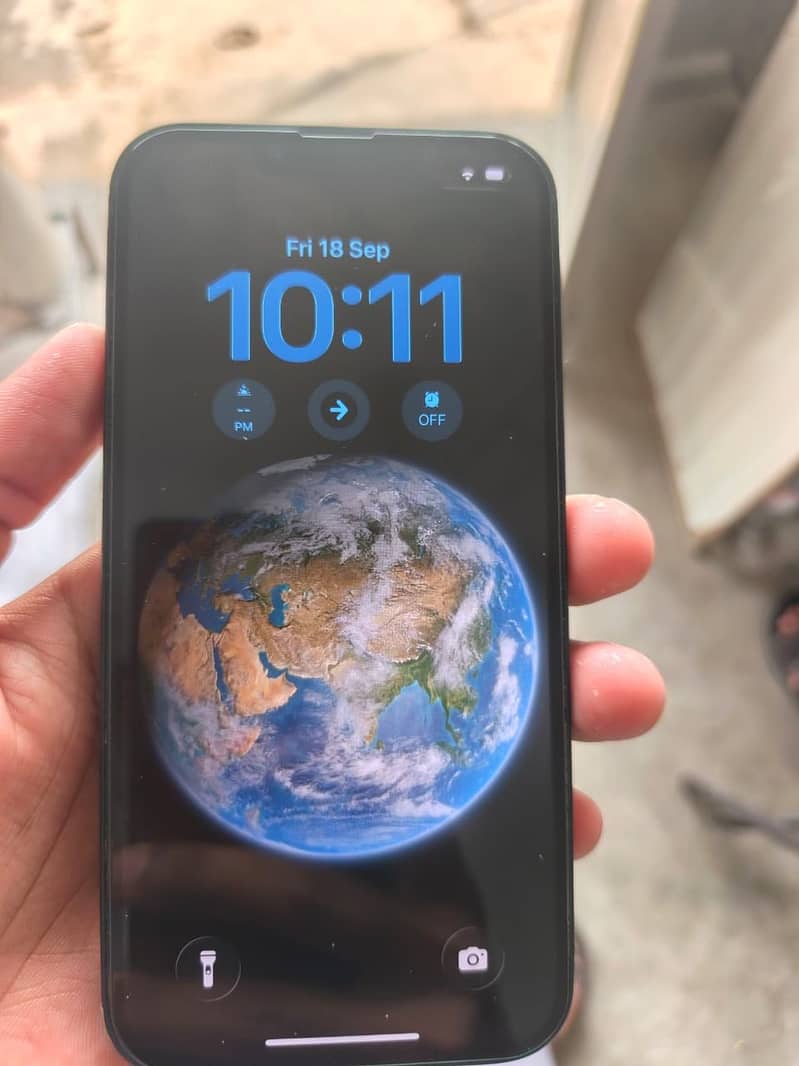 iPhone 13 2