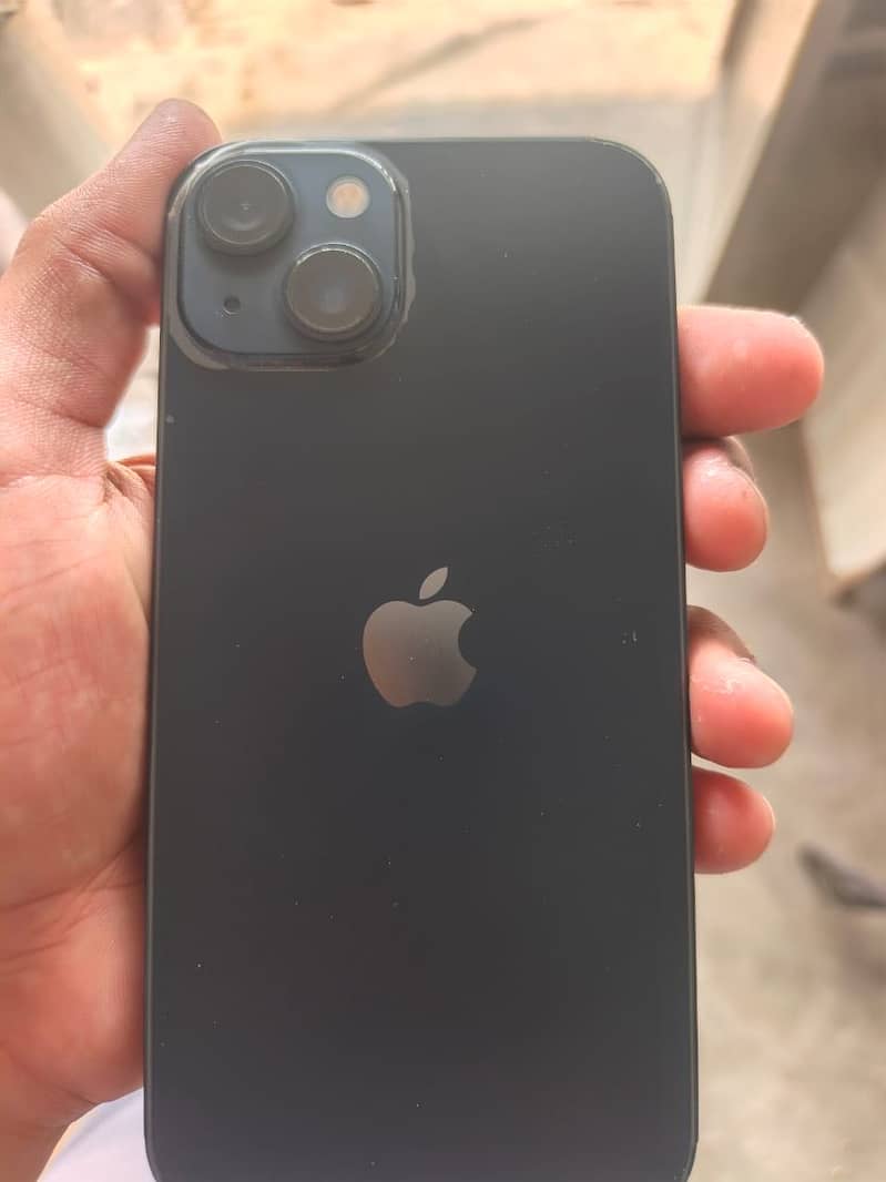 iPhone 13 3