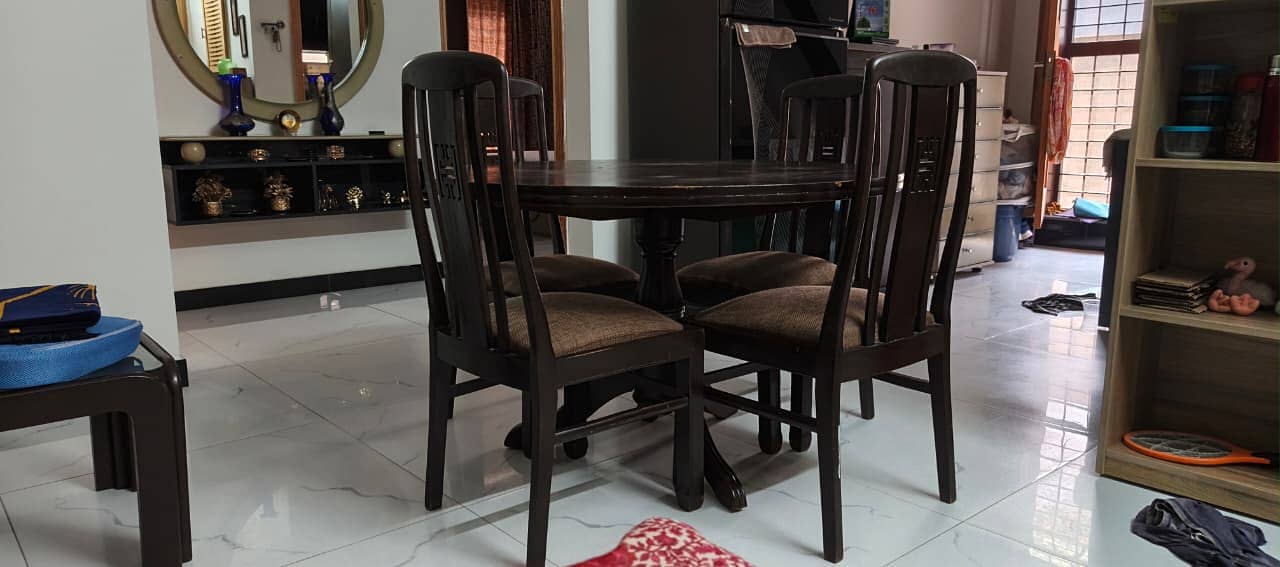 Dining Table - 4 chairs 2