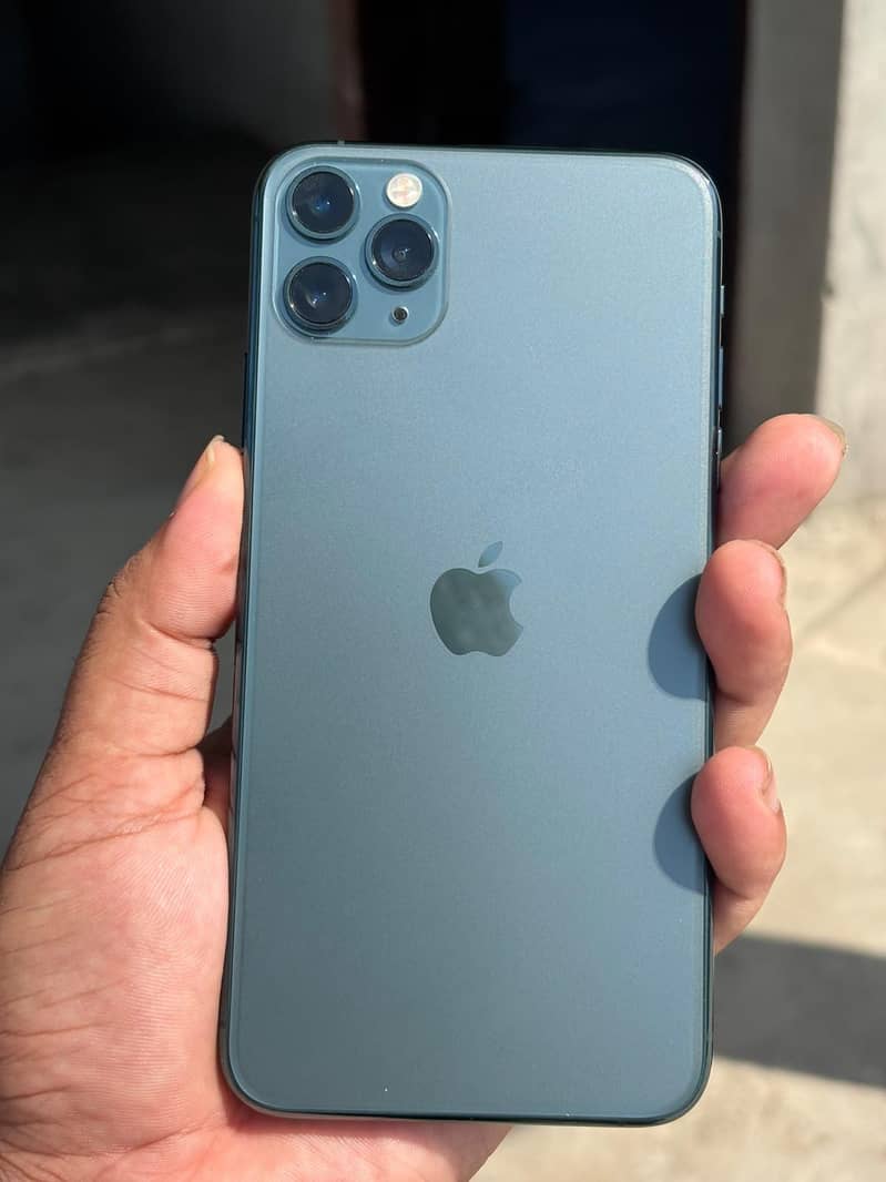 Apple iPhone 11 Pro Max 0