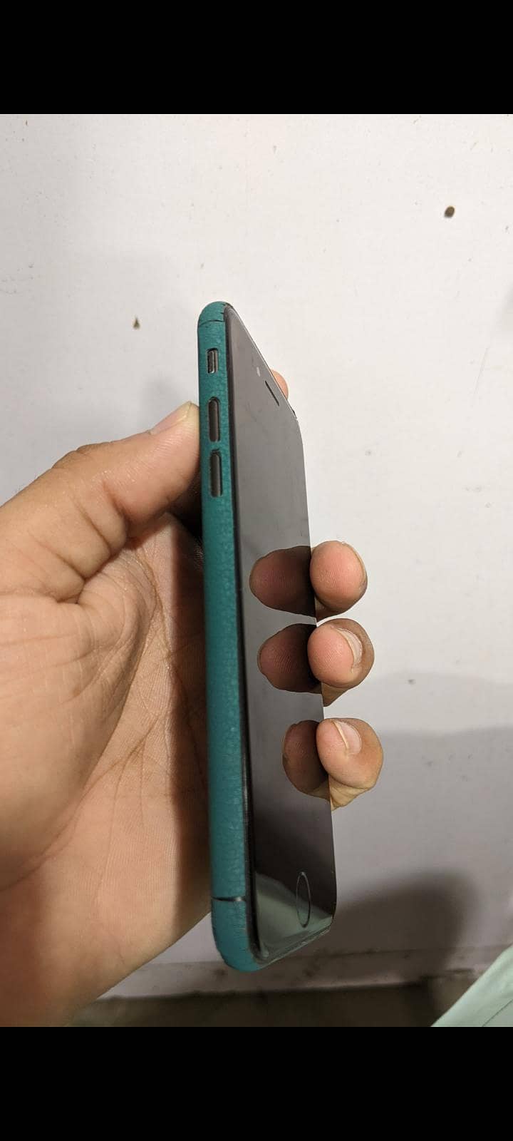 Apple iPhone 8 6