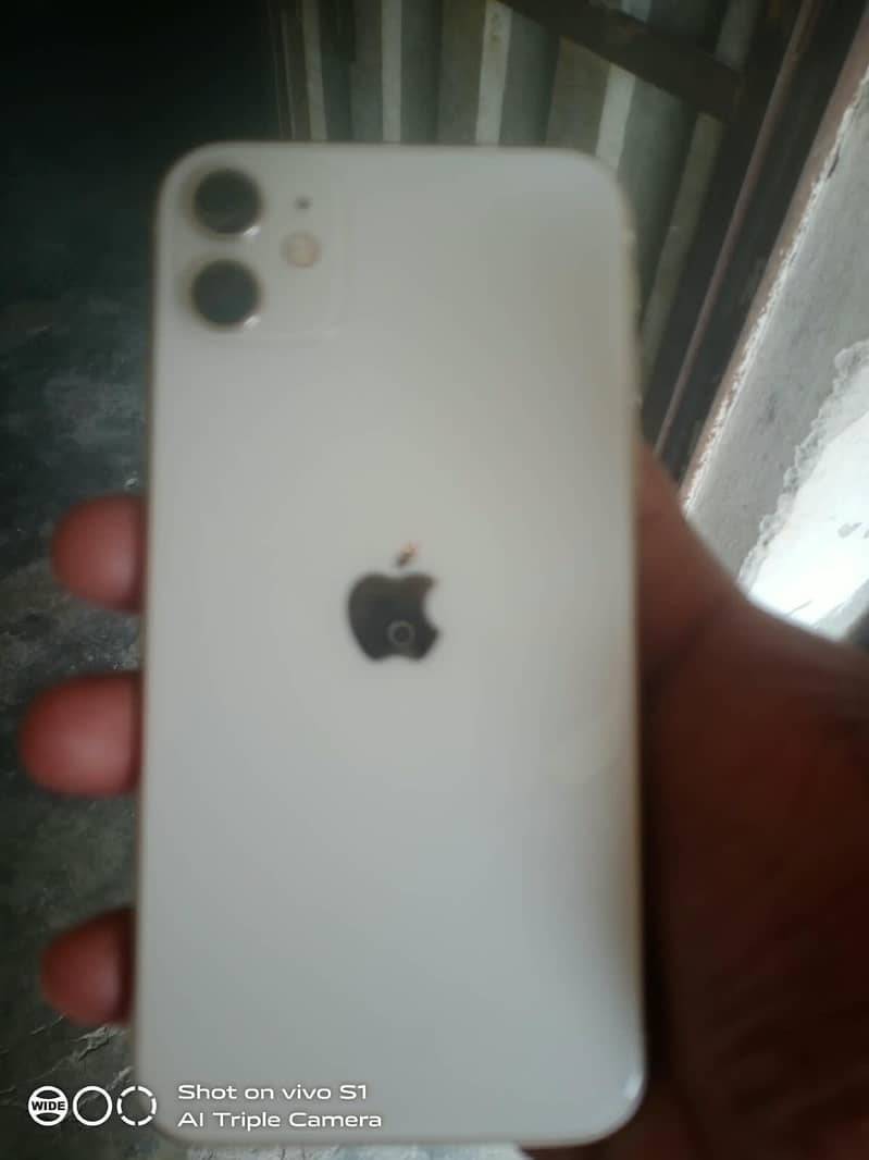 Apple iPhone 11 1