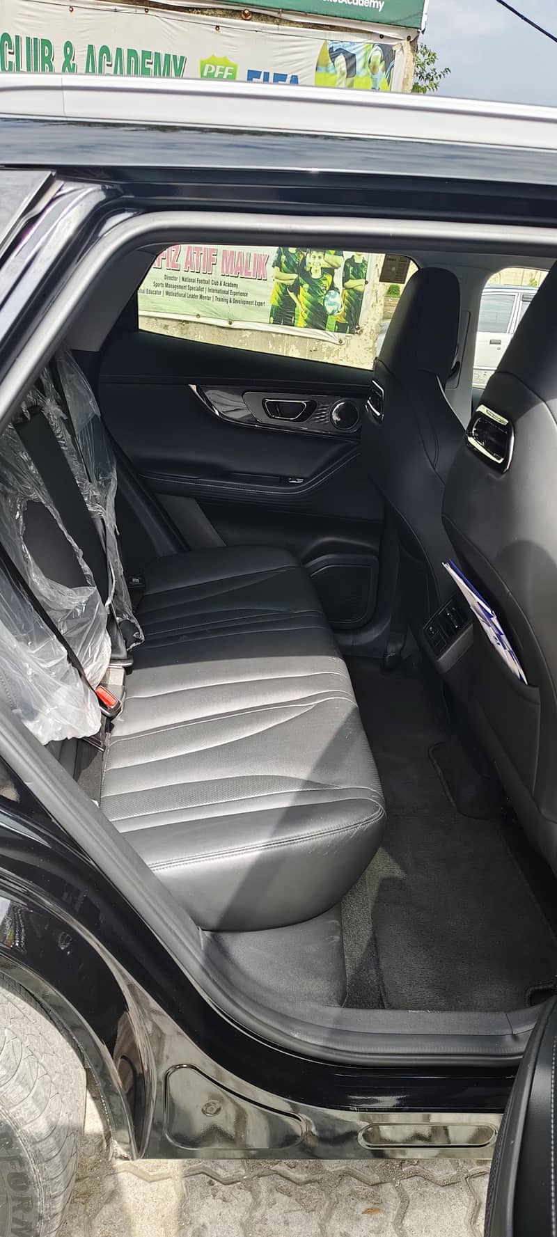 omoda e5 4