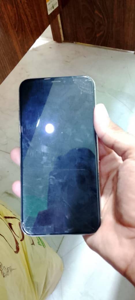 Apple iPhone X 2