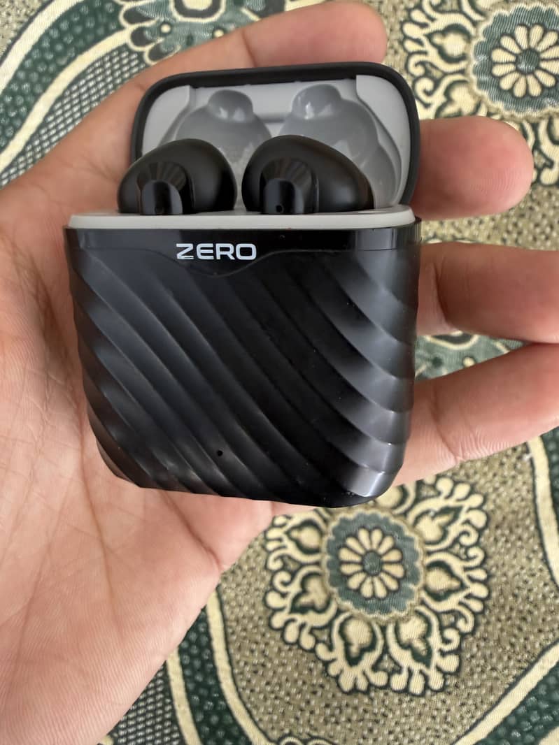 Zero Flow Airbuds 1