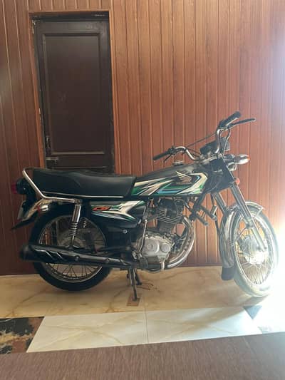 2023 Model 125