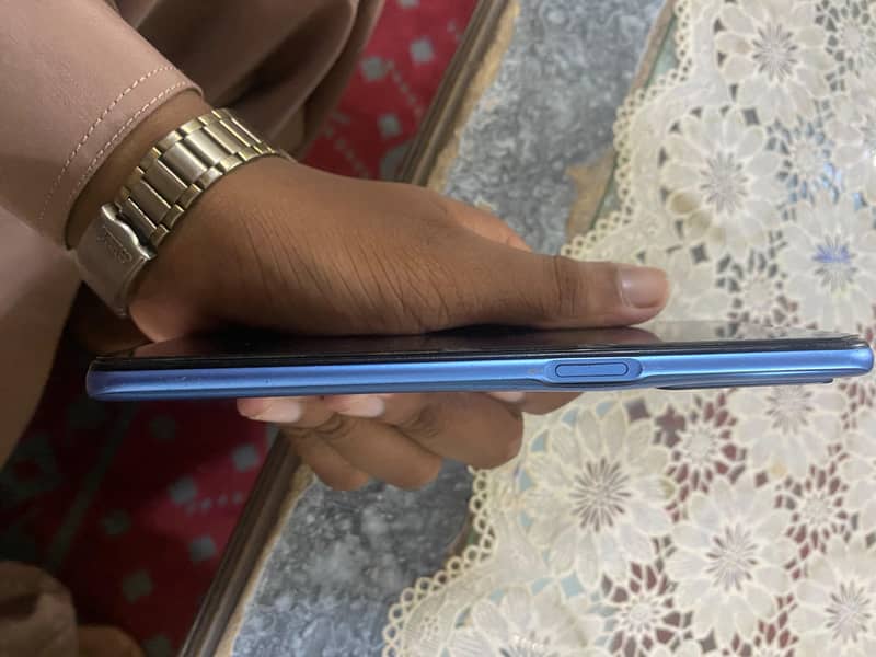 OPPO A16 0