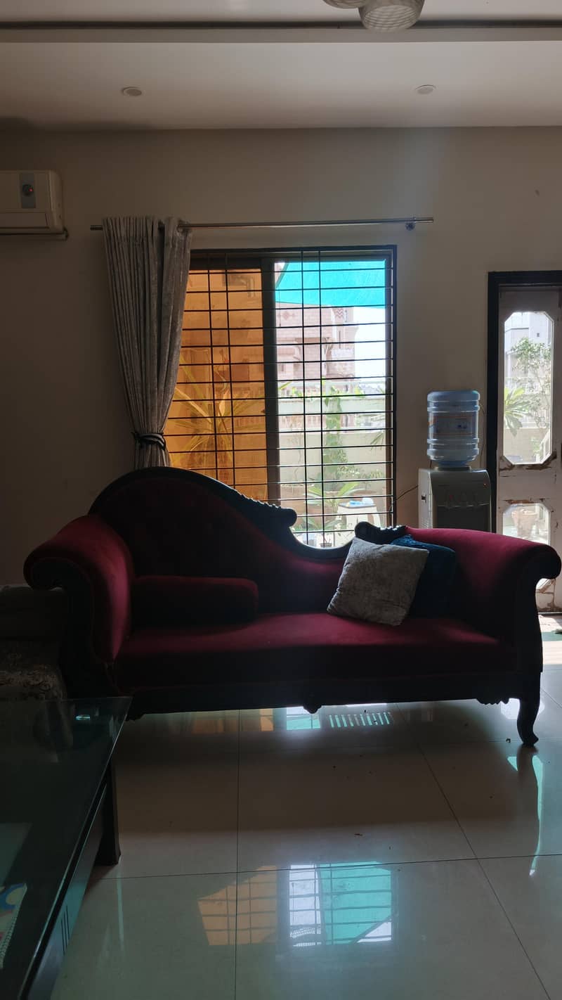 couch 0
