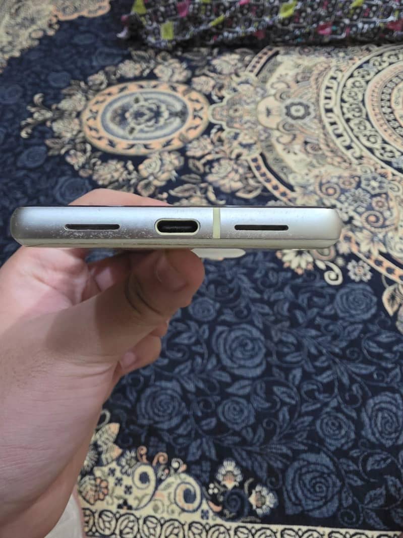 Google Pixel 7 3
