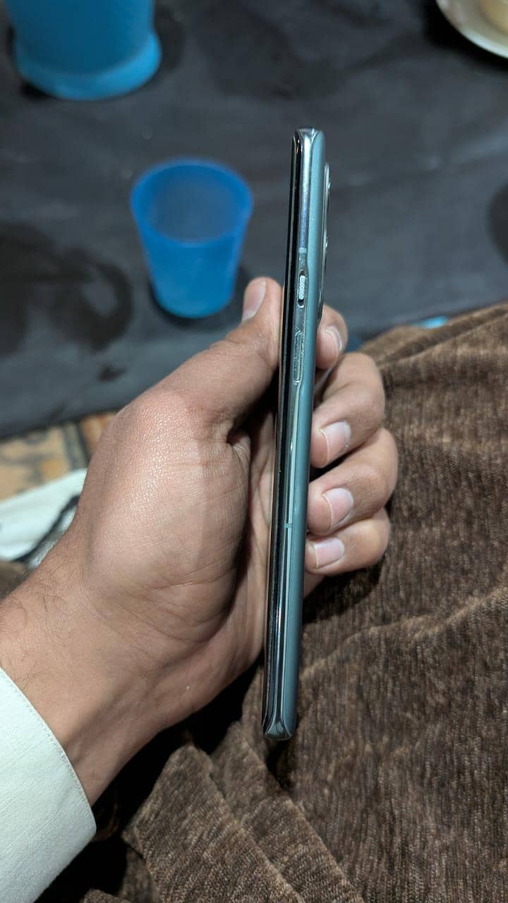 One Plus 9 Pro 3