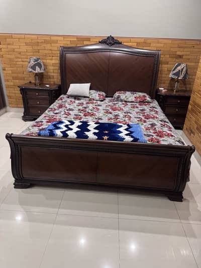 Solid Bed Set