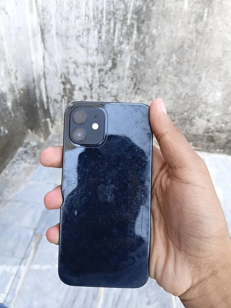 Apple iPhone 12 3