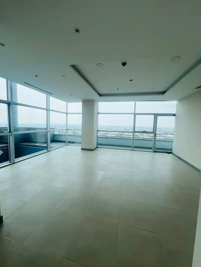 Semi Furnished Pent House For Rent With Private Pool 15th Top Floor City View