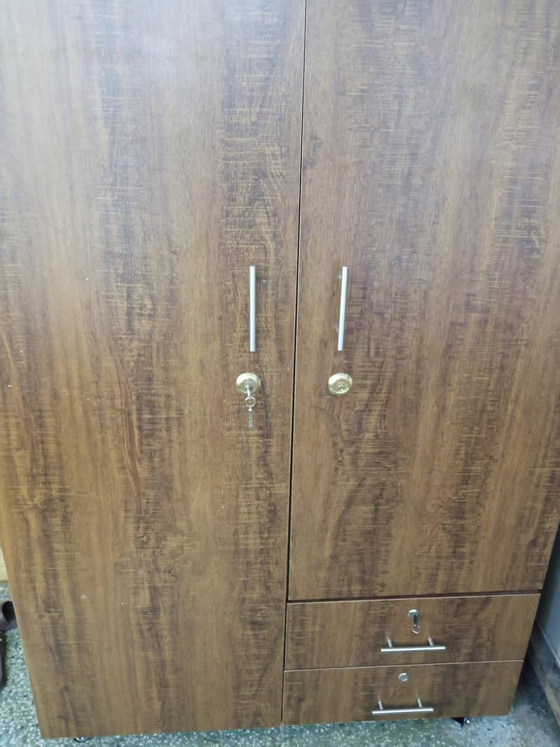 Wardrobe 0