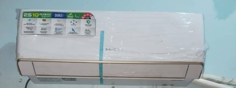 Ecostar 1Ton Dc inverter for sale brand new condition 10/10