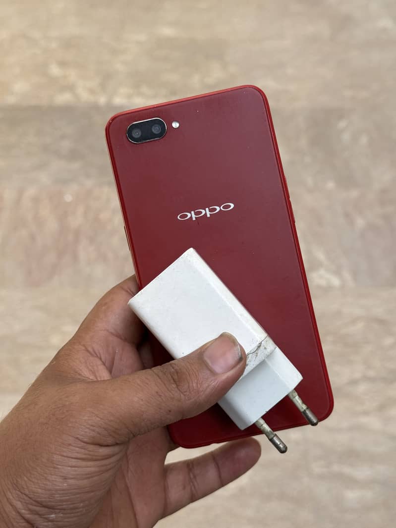 OPPO A3s 0
