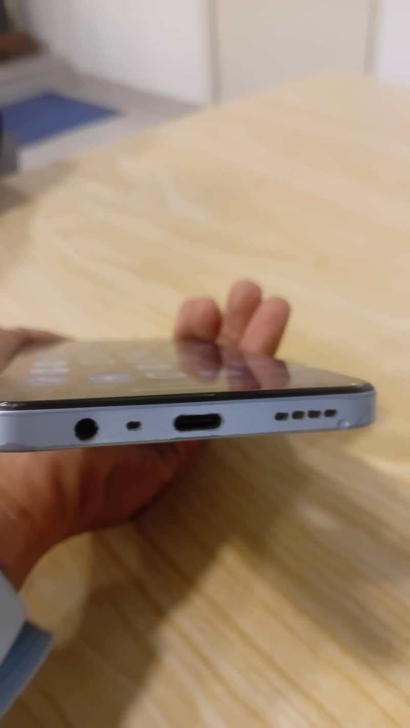 Realme Note 60 1