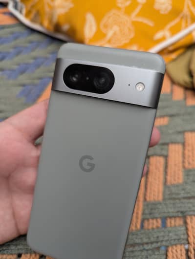 Google Pixel 8