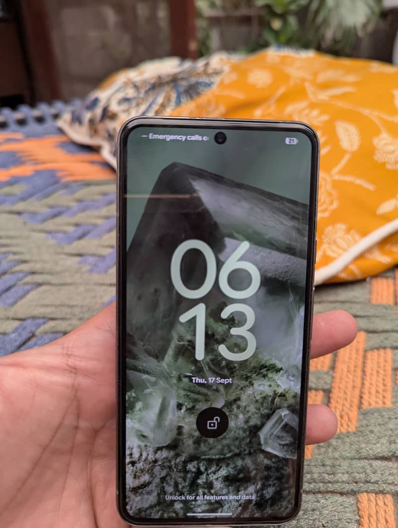Google Pixel 8 6