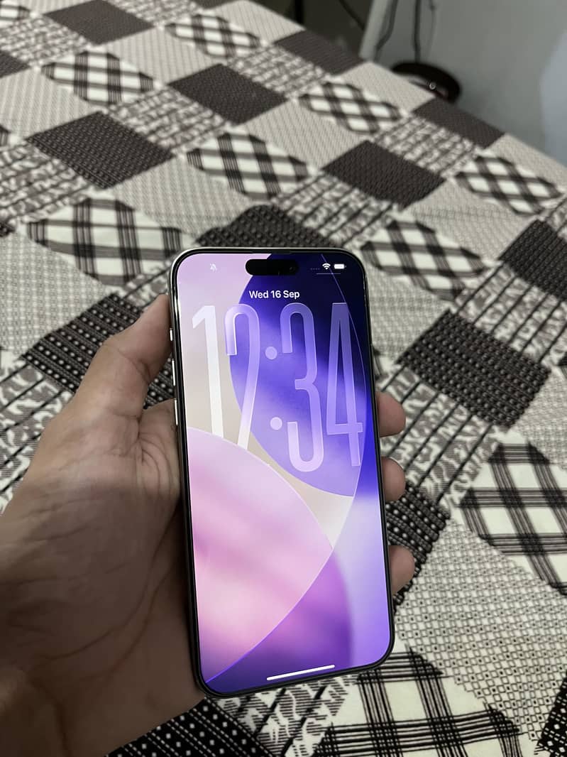 iPhone 15 Pro Max Physical Sim 0