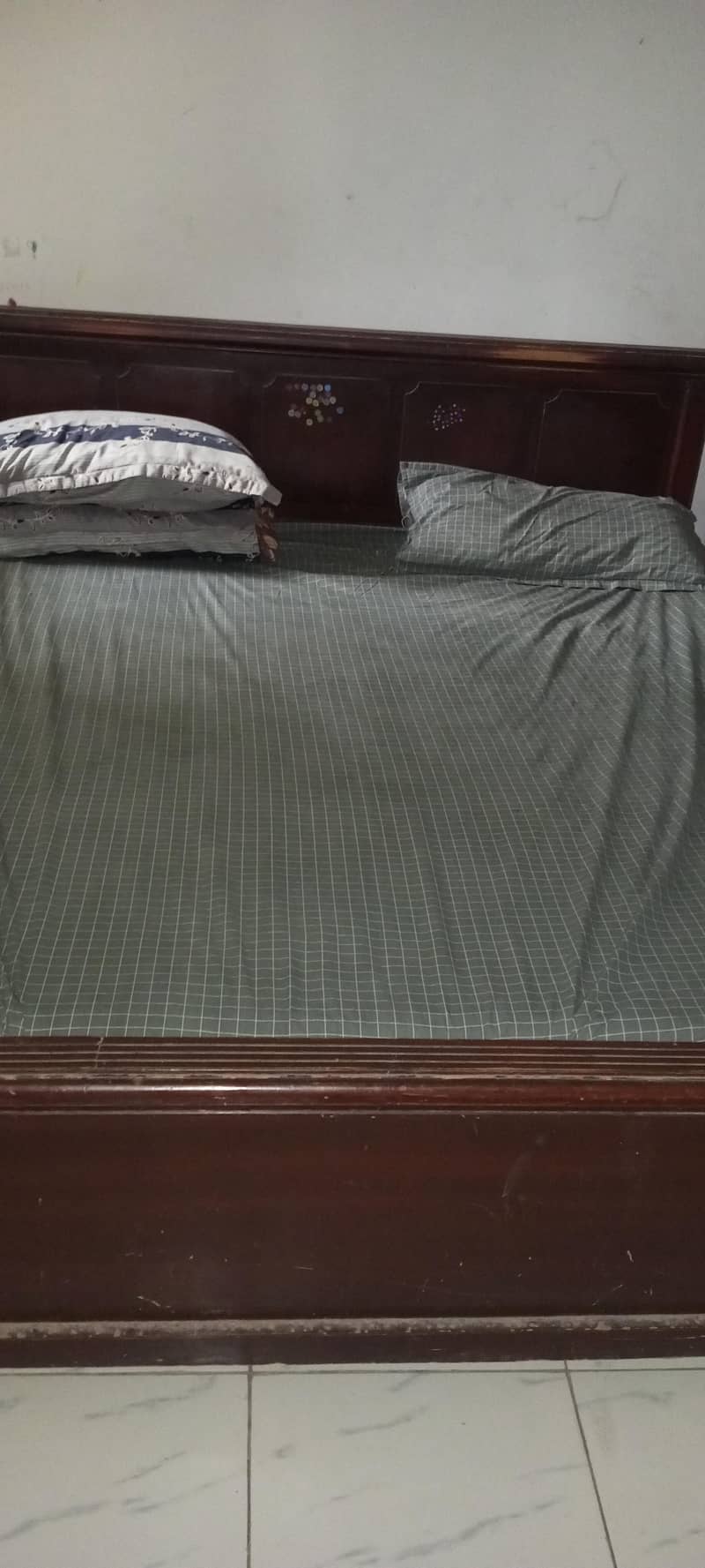bed set with dressing,divider 1