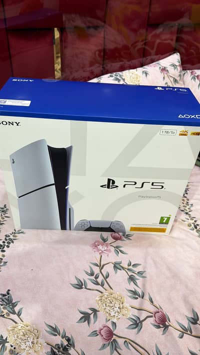 Ps5 slim dics edition uk version latest model 2116 just box open