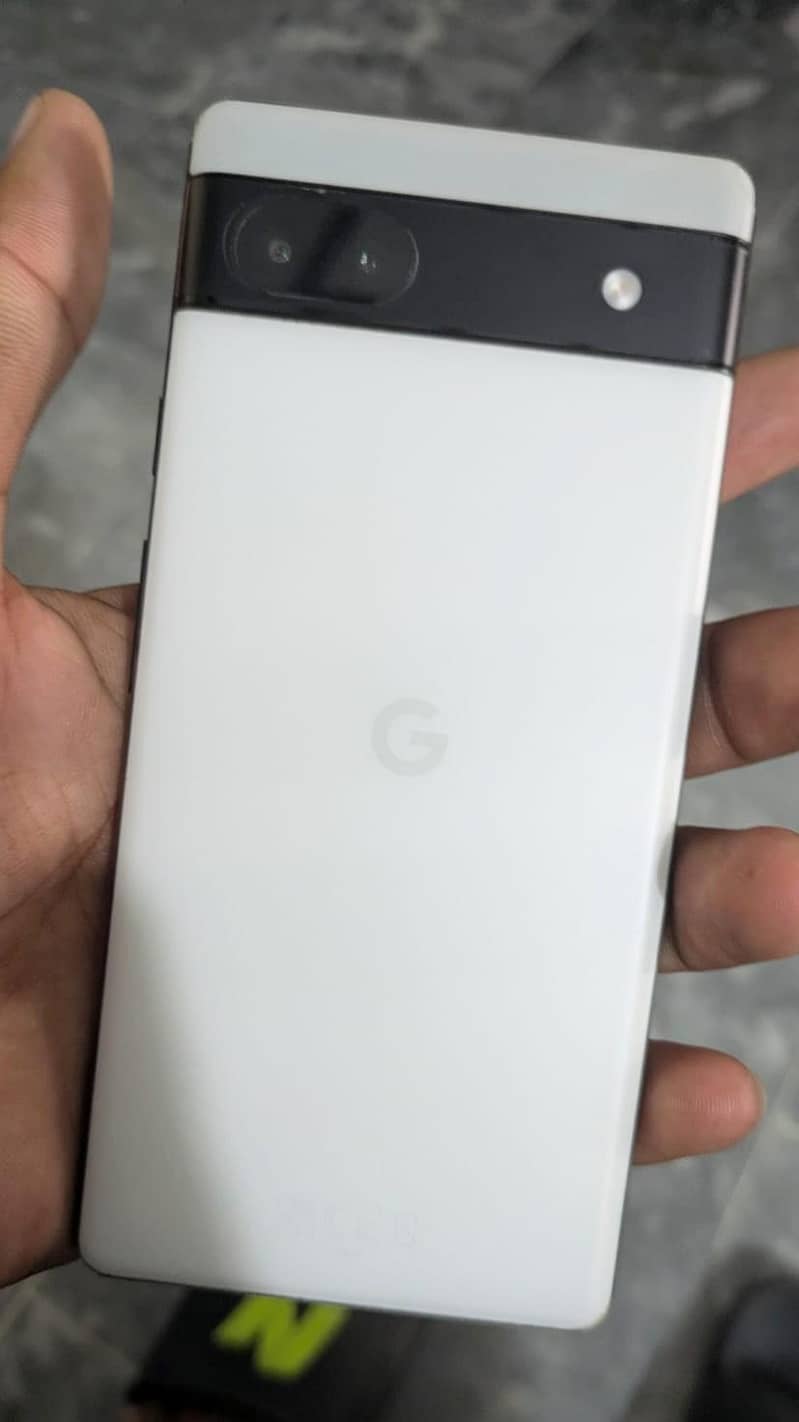 Google Pixel 6a 1