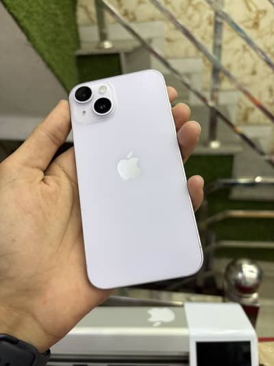 Apple iPhone 14