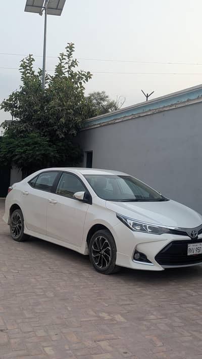 Toyota Corolla Altis 2025