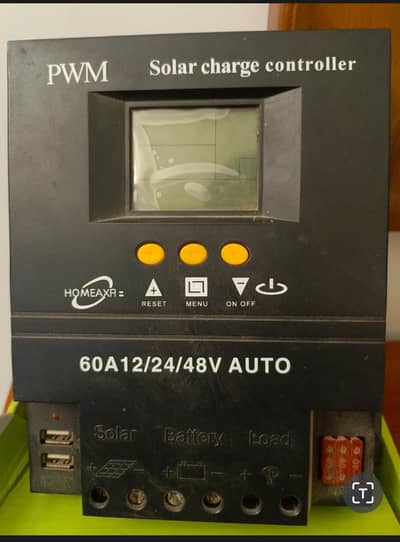 HOMEAXR Solar PWM Charge Controller 48V/ 60A