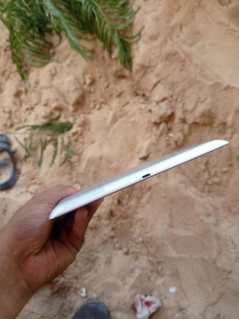 Apple ipad 4th 0